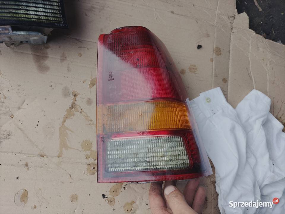 LAMPA TYŁ TYLNA PRAWA OPEL KADETT KADET osobowe lubelskie sprzedam
