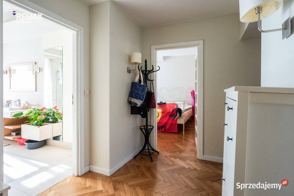 Ikona bielskiego modernizmu wyjątkowe mieszkanie Liczba pokoi 2 Bielsko-Biała
