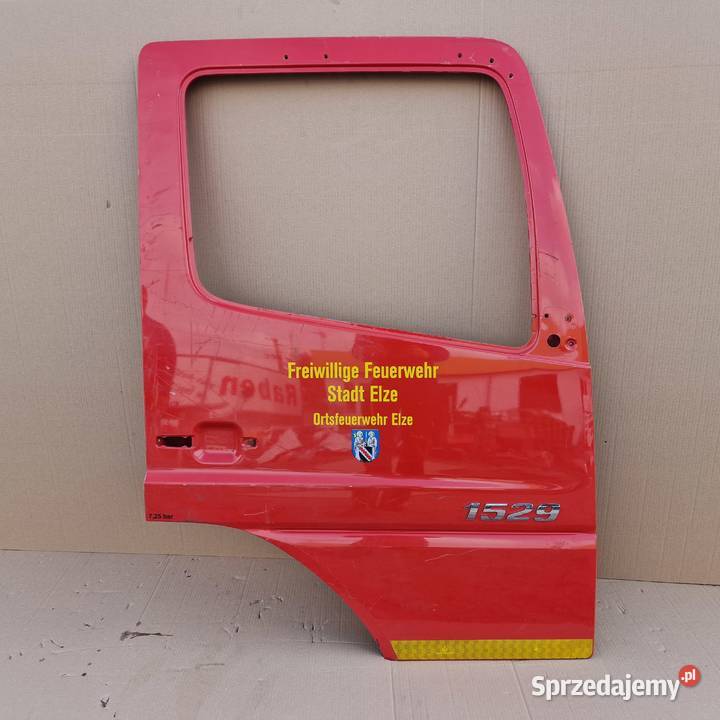 MERCEDES ATEGO DRZWI PRAWE części blacharskie Bieleń