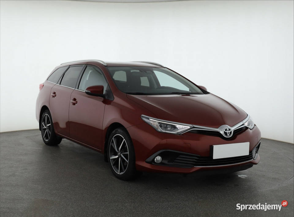 Toyota Auris 12 Ti nieuszkodzony