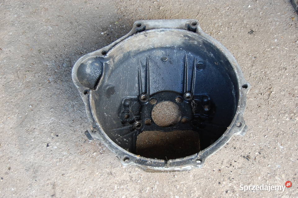 Obudowa sprzęgła Mercedes W115 pokrywa świętokrzyskie Zagnańsk