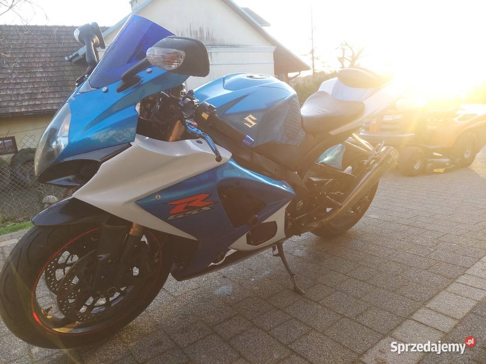 Suzuki gsxr 1000 k8 Blizne