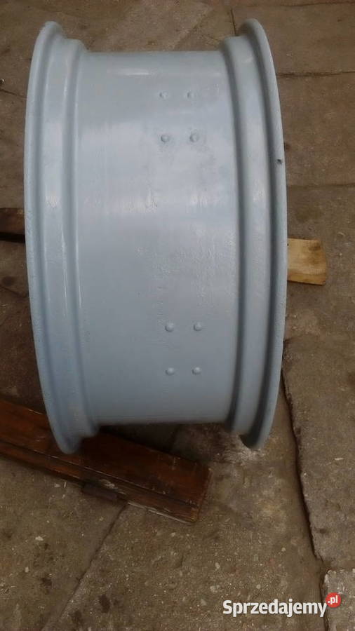 Felga Tylna do Ursusa C360 C355 C411 C362 C3603P Radom