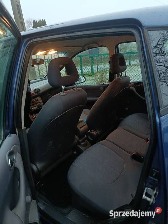 Sprzedam Mercedes Aklasa 14 benzyna 2003 welurowa tapicerka Bursztynowo