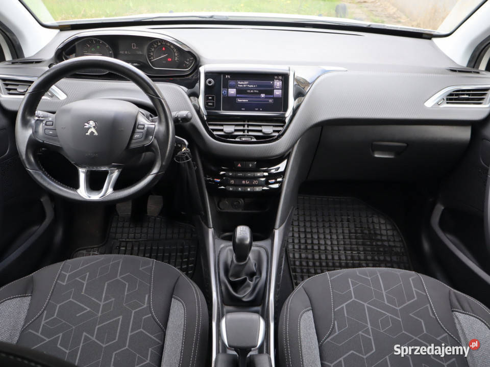 Peugeot 2008 12 PureTech Katowice