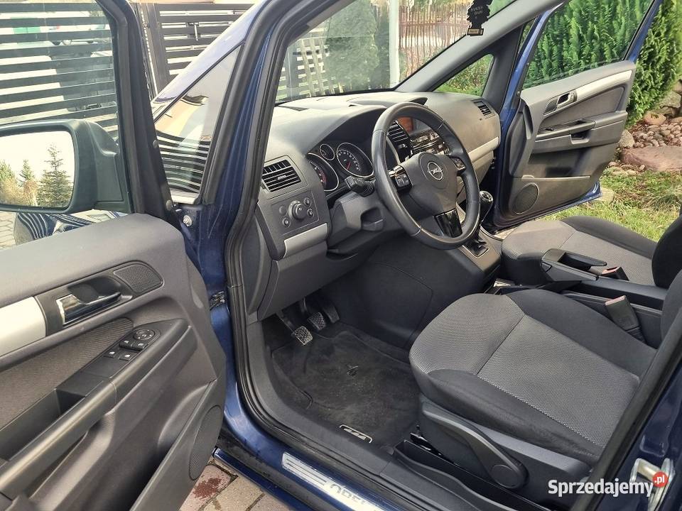 Opel Zafira B 18 pb 140 2011 2x koła stan wersja ASR (kontrola trakcji)