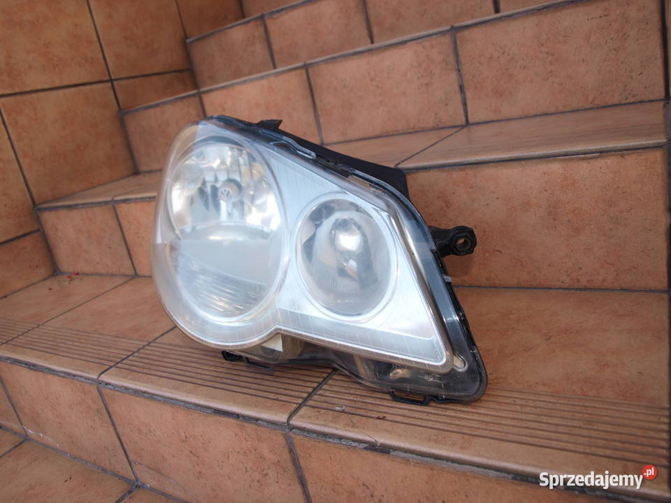 VW Polo 4 IV lampa prawa przód 2005 2009r europa