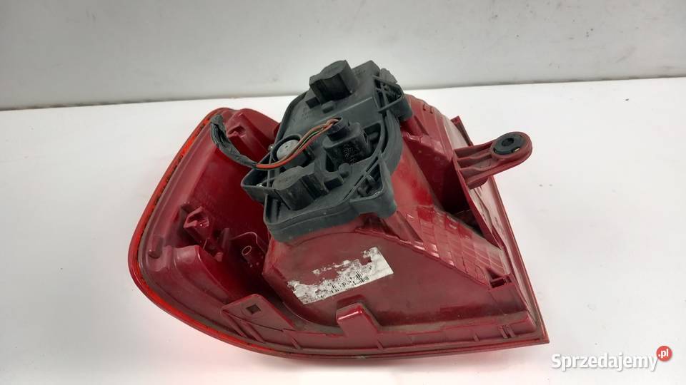VW TOURAN II VAN LAMPA TYŁ PRAWA 1T0 Zbierkowo