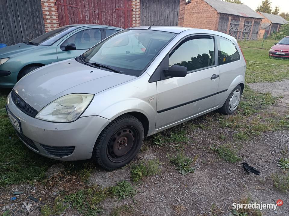 Ford Fiesta 13 bLPG 2004 r Rok produkcji 2004 Zakrzówek
