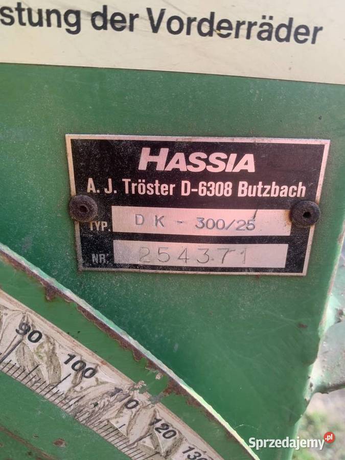 Siewnik Hassia DK30025 Chlewice