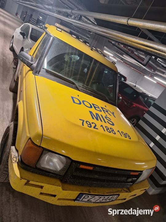 Holownik miejski land rover