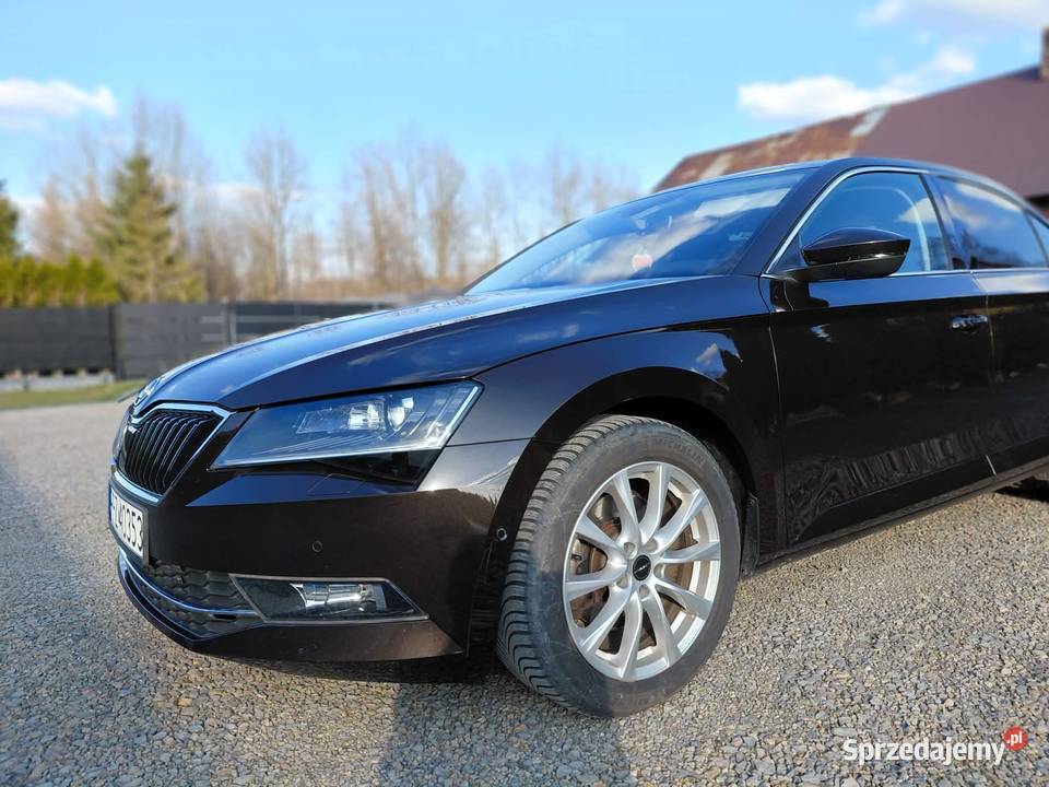 Skoda Superb wielofunkcyjna kierownica Sieniawa