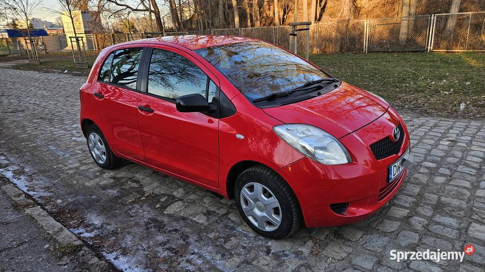 Toyota Yaris 2008 r 10 benzyna salonowy benzyna dolnośląskie