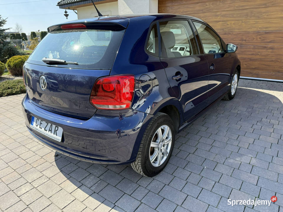 Volkswagen Polo 12 benzyna ładny stan Rok produkcji 2010 śląskie Konradów sprzedam