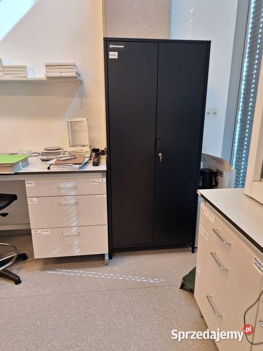 Syndyk sprzeda wyposażenie biurowe i Gdynia