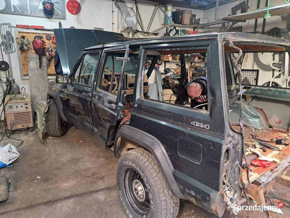 Cherokee 4x4 benzyna gaz manual Zamiana Jeep Poznań sprzedam
