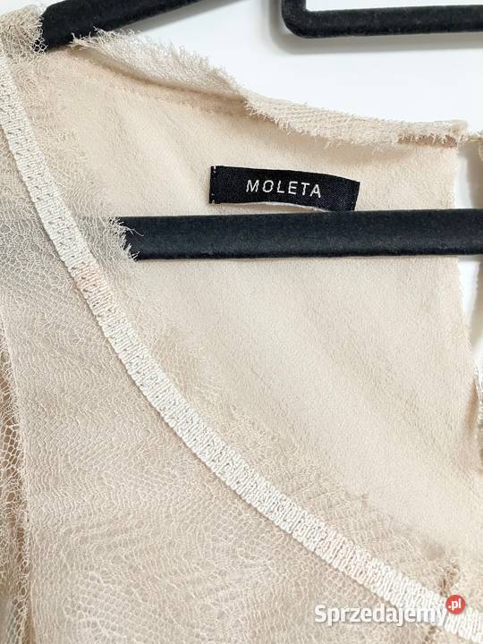 Nowa cielista romantyczna jedwabna bluzka Moleta Nisko