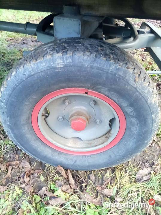 Przyczepa ciągnikowa solidna Sonina