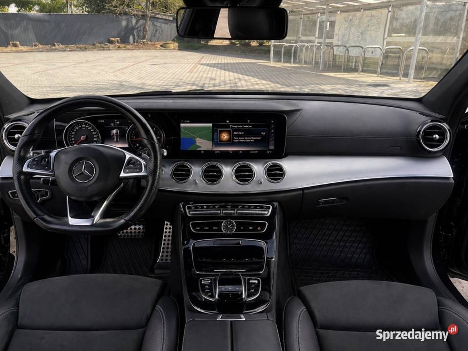 Mercedes E220d 4 matic AMG Niski przebieg salon tempomat wielkopolskie Leszno