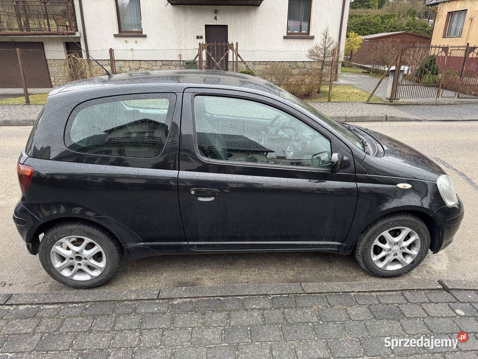 Toyota Yaris 1 gen 2004 14 d4d uszkodzony Yaris Sucha Beskidzka