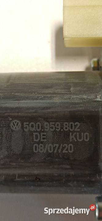AUDI A3 8Y SILNICZEK SZYB PRAWY PRZÓD 5Q0959802 osobowe