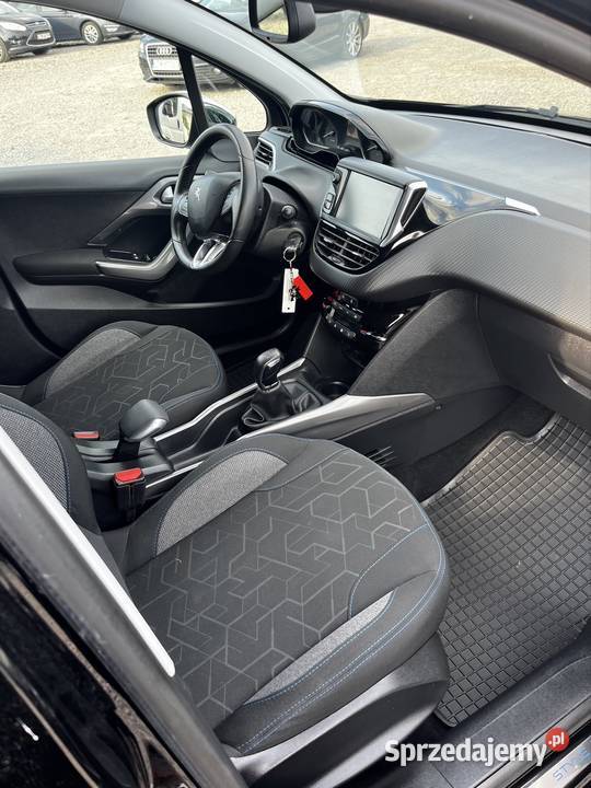Peugeot 2008 Benzyna 2017r Tomaszów Lubelski