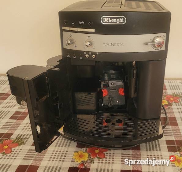 Ekspres DeLonghi Magnifica Nadarzyn sprzedam
