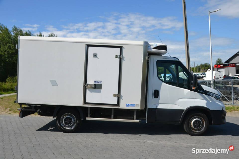 Iveco Daily 35S16 V 23 diesel 160 automat automatyczna Iveco Kęty
