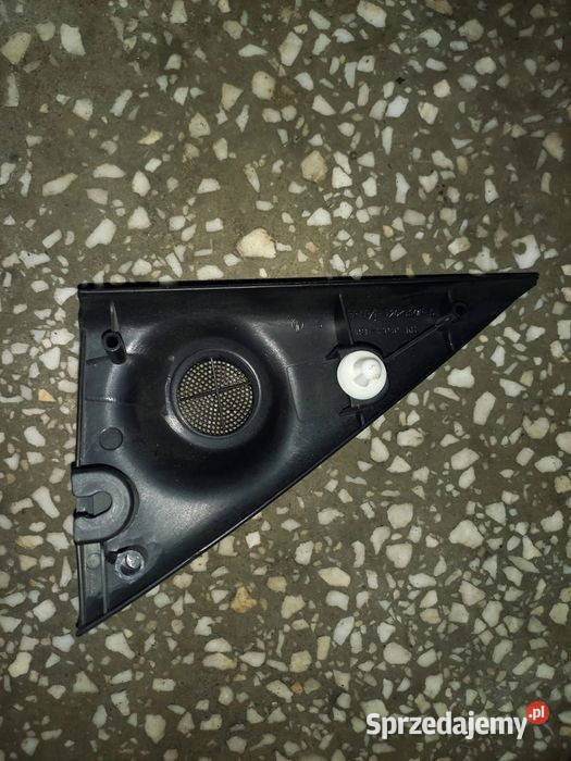Zaślepka Lusterka Prawa Wewnę Toyota Rav4 Ii