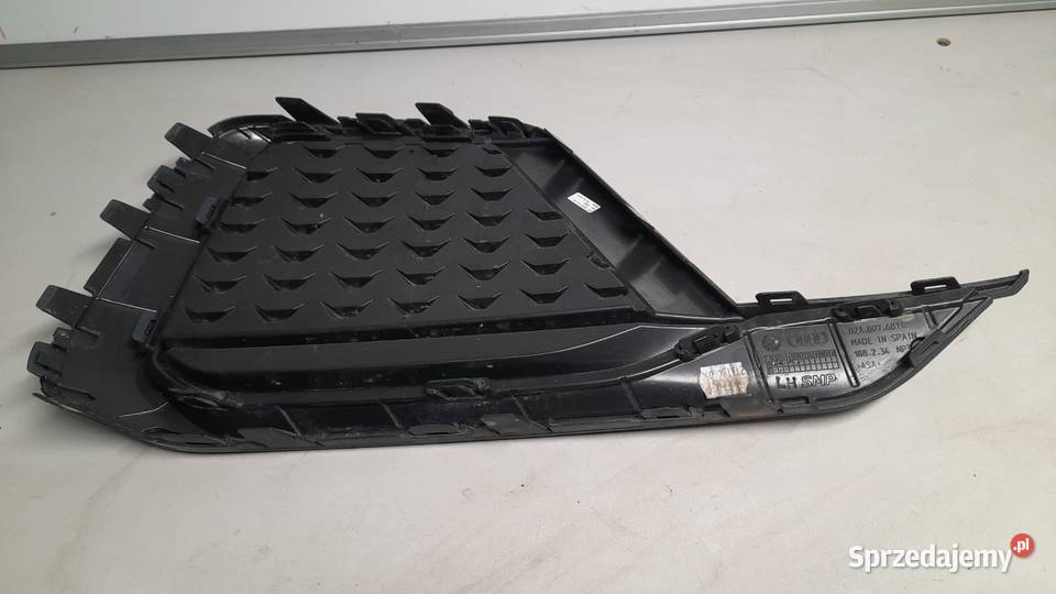 KRATKA ZDERZAKA LEWA AUDI A1 SLINE 82A807681E Goleniów