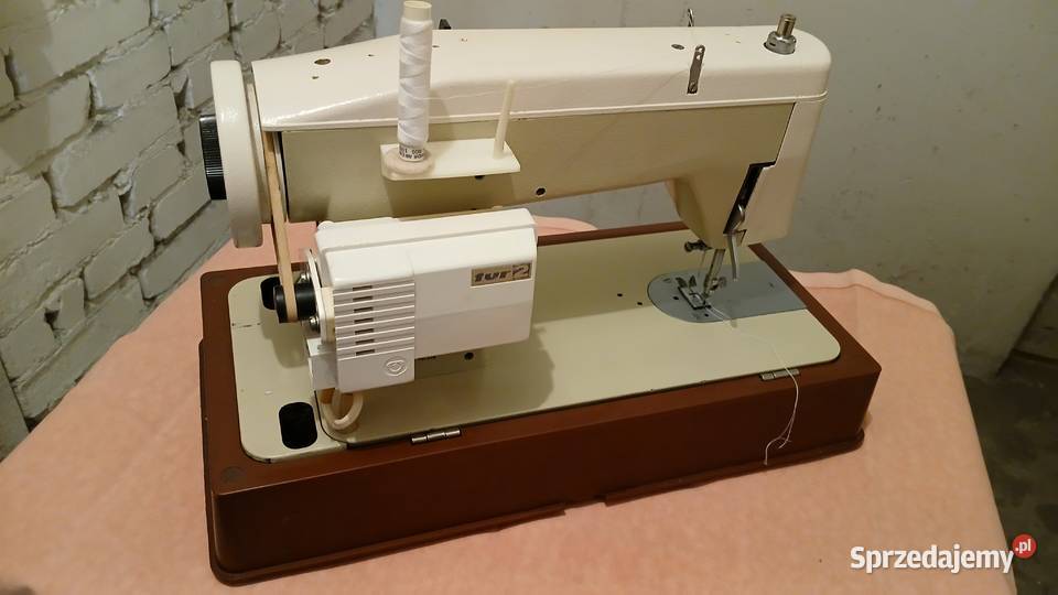 Sprzedam maszynę do szycia Łucznik 466 łódzkie Zgierz
