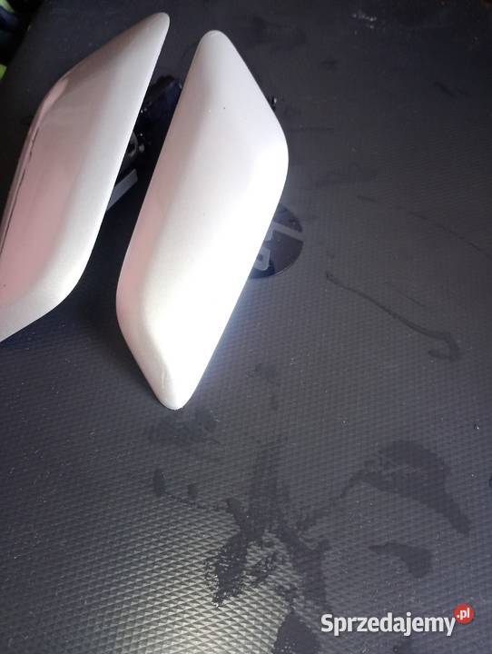 Dwie orginalne zaślepki spryskiwaczy renault Wrocław