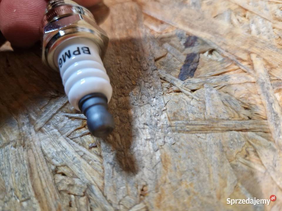 Świeca zapłonowa kosy spalinowej Głogowa