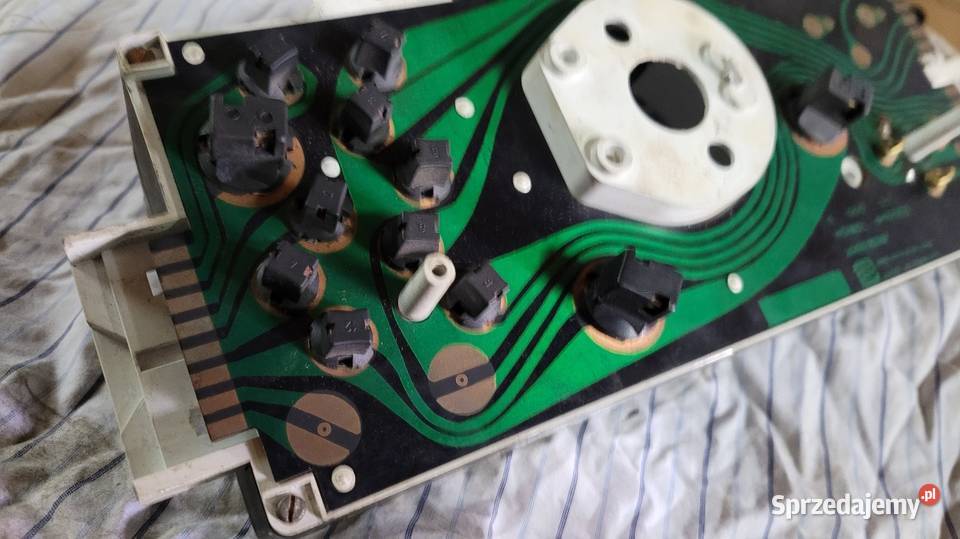 Nieużywana obudowa licznika Fiat 126p FL 8793 Tuszynek Majoracki