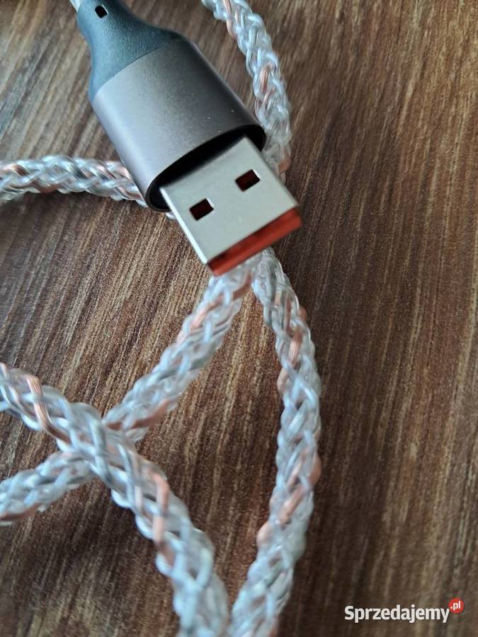 nowy podświetlany kabel zmieniający kolory świętokrzyskie Sandomierz