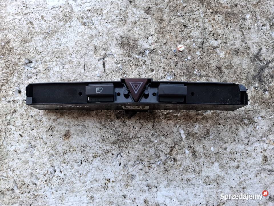 Panel Włącznik Świateł Awaryjnych Opel Astra H lubelskie Wisznice sprzedam