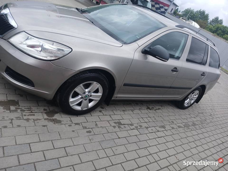 Skoda Octavia II 14 TSI 2010 137 200 Zgłobień sprzedam