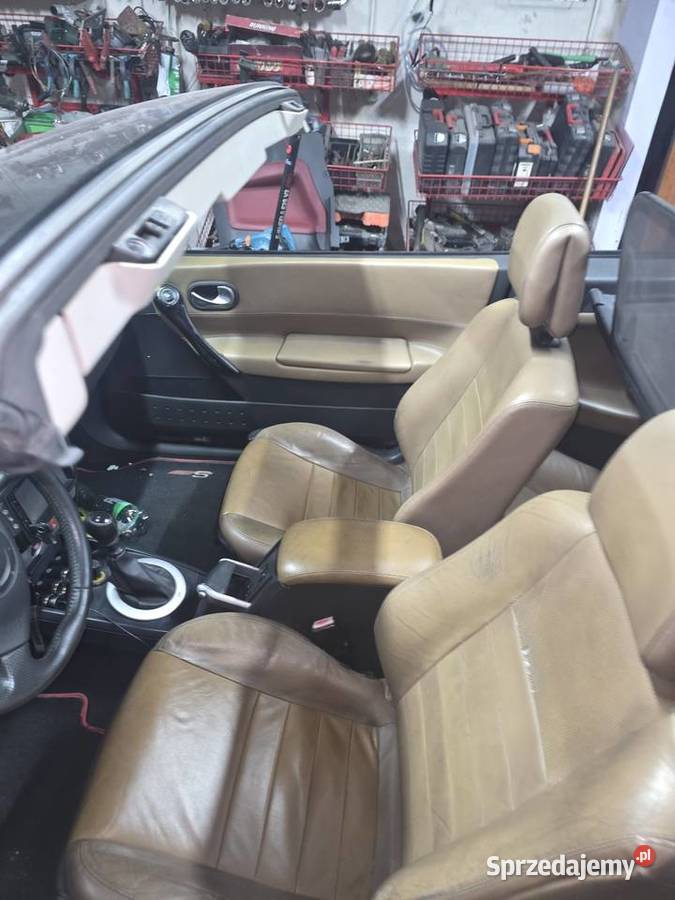 Sprzedam komplet skóry Rok produkcji 2006 Motoryzacja małopolskie Oświęcim