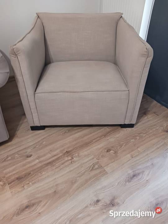 Fotel w kolorze jasnobeżowym Piotrków Trybunalski sprzedam