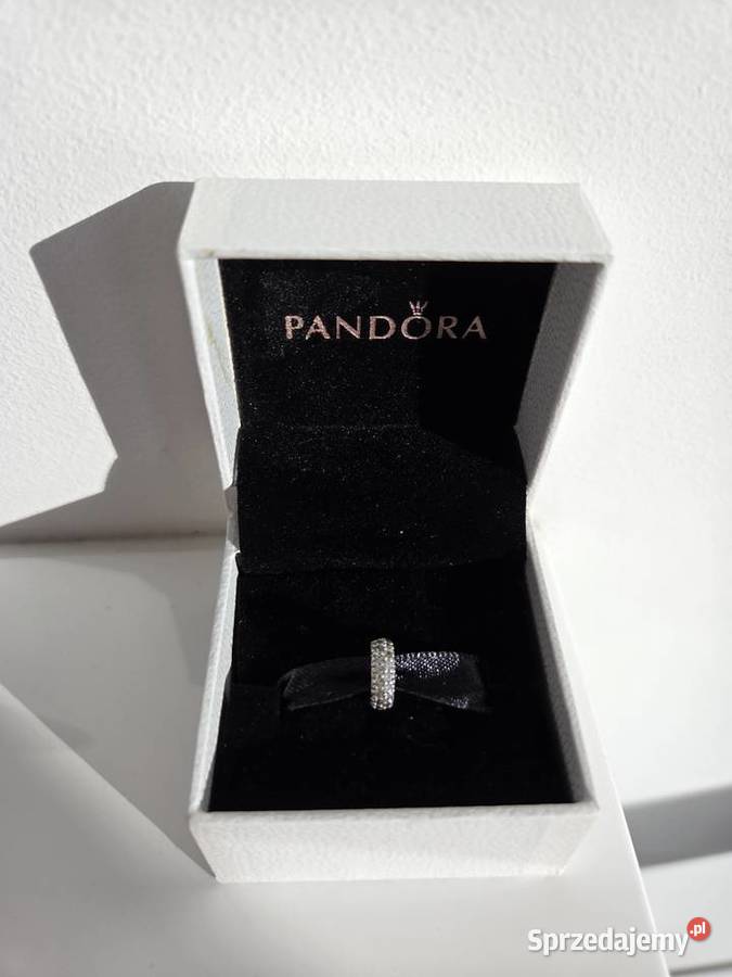 Separator charms z bezbarwnymi lśniącymi Liszki