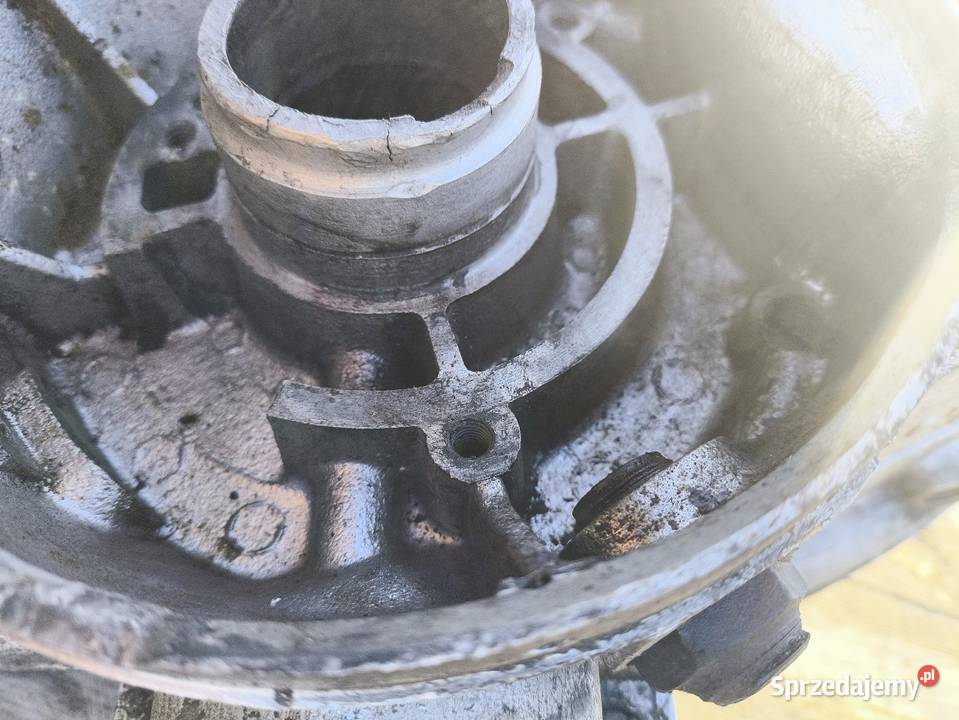 Kartery połówki silnika wsk wfm 125 skrzynia Kartery Lutoryż