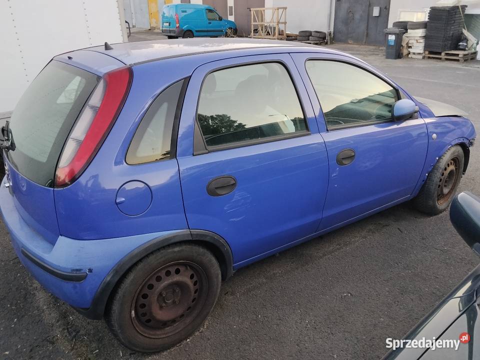 Opel Corsa C w całości na czesci sprzedam