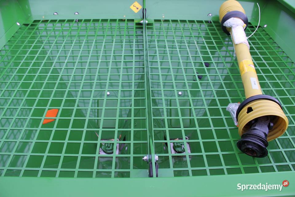 Rozsiewacz dwutarczowy rozsiewacze Amazone nieuszkodzony Maszyny zielonkowe Rogóźno