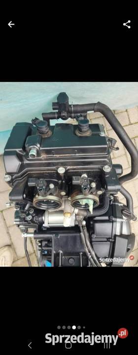 SUZUKI GSX 8 R S GSX8R OEM KAPA DEKIEL POKRYWA sprzedam