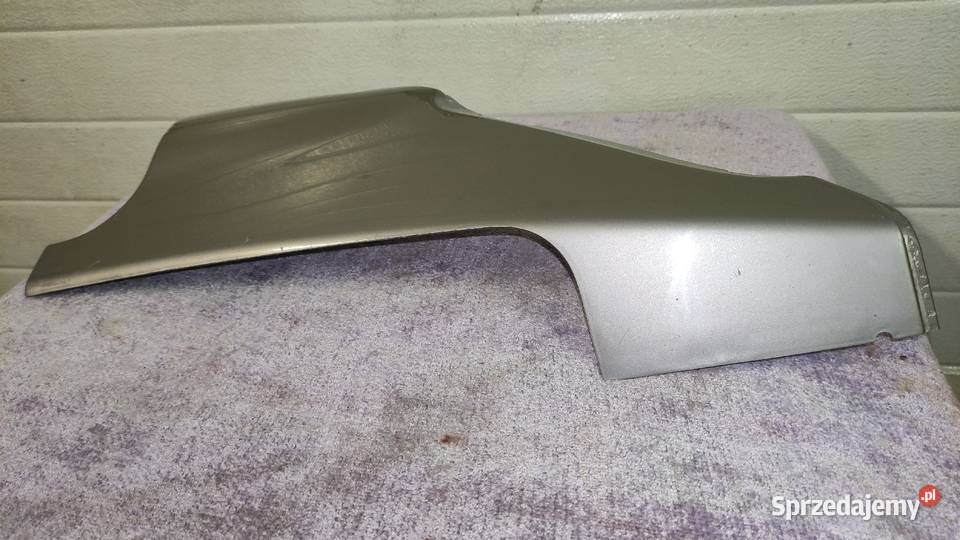 Pług owiewka dolna prawa Honda CBR 1000 F sprzedam