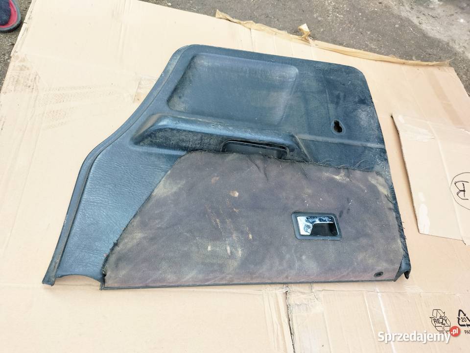 AUDI 80 B3 80B3 80B4 80 B4 BOCZEK DRZWI PRAWY Kamień-Kolonia