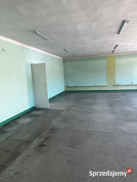 Do wynajęcia lokal 160m2 w centrum Czudca Dom Ilość pomieszczeń 3 Krosno