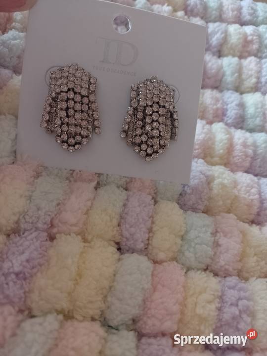 Bogato zdobione kolczyki ślubnewieczorowe z małopolskie Kraków sprzedam