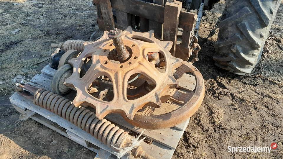 Dt 75 spycharka Rok produkcji 1900 Olecko