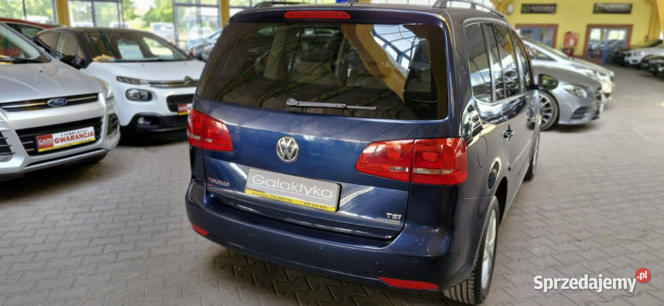 Volkswagen Touran 1 rej 20012 opis W podanej wielofunkcyjna kierownica sprzedam
